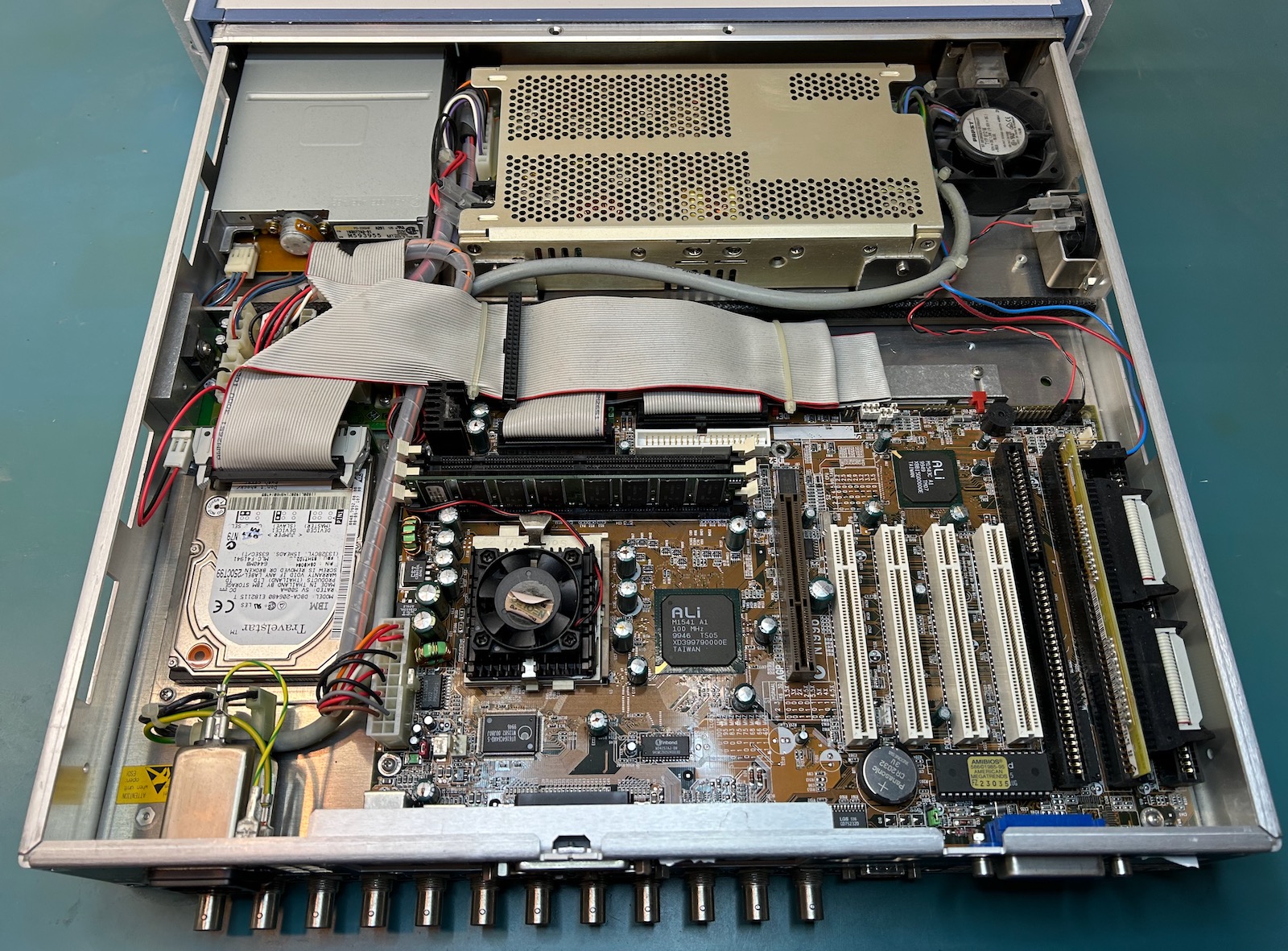 AMIQ top inside view - PC motherboard