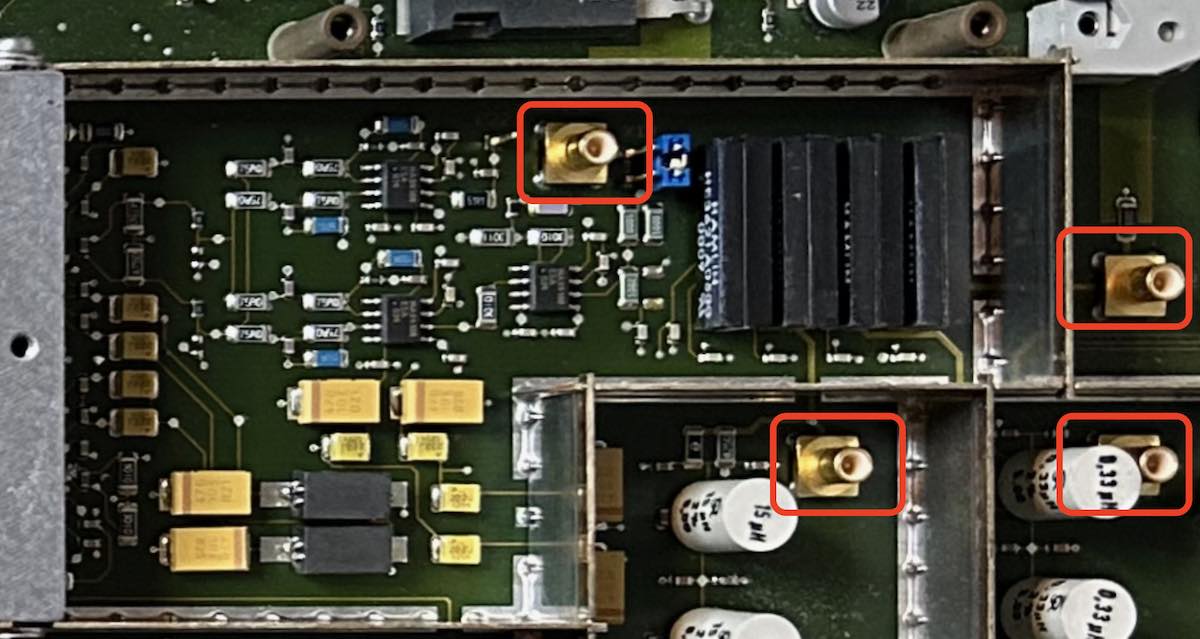 AMIQ test connectors