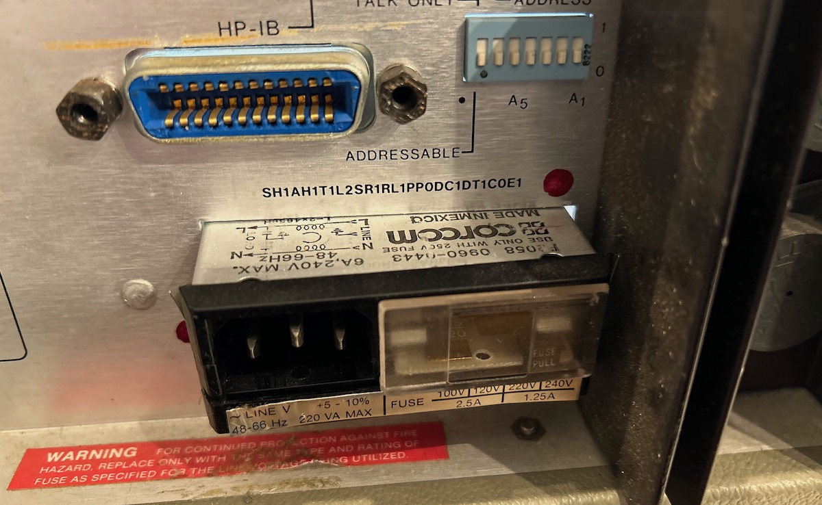 Corcom F2058 line power module