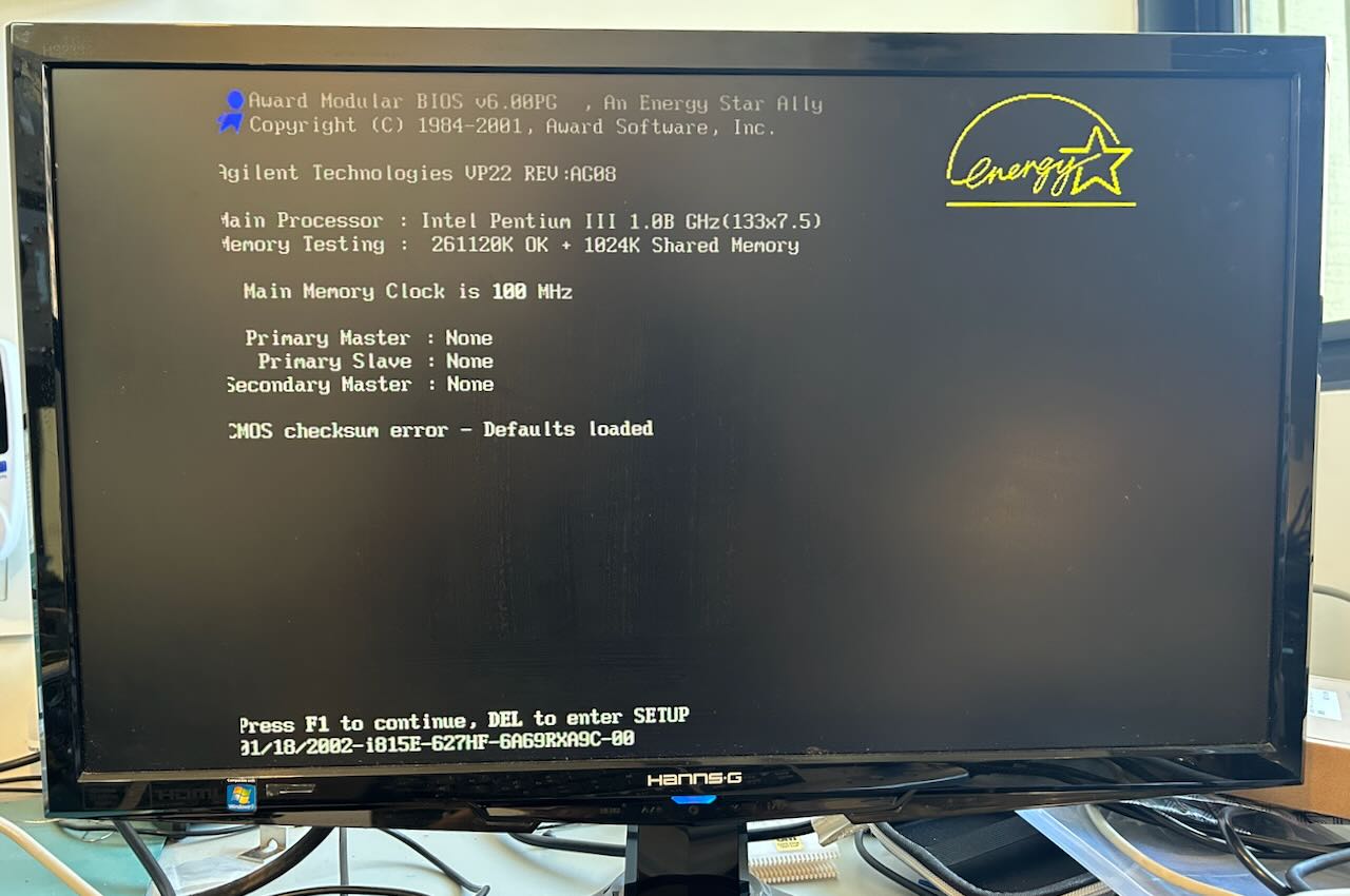 Boot screen on VGA monitor