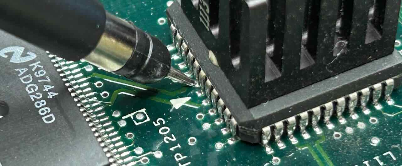 Probing the input of ADG286D