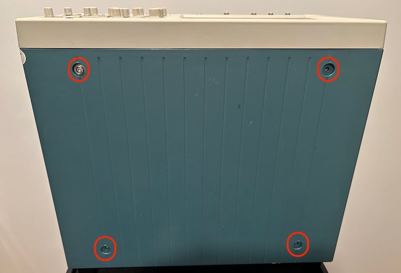 TDS7104 remove top panel